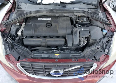 2010 Volvo Xc60 3.2 z USA, uszkodzony, nr VIN YV4982DL3A2062947